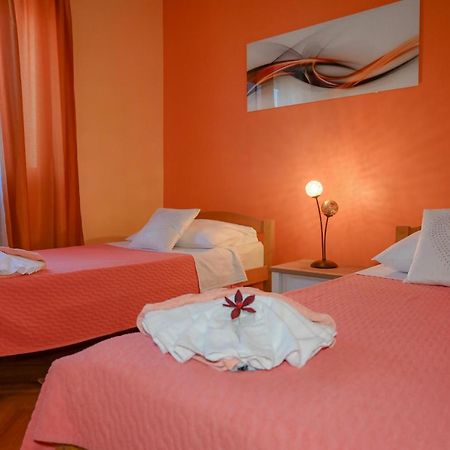 Apartment Damir Trogir Eksteriør bilde