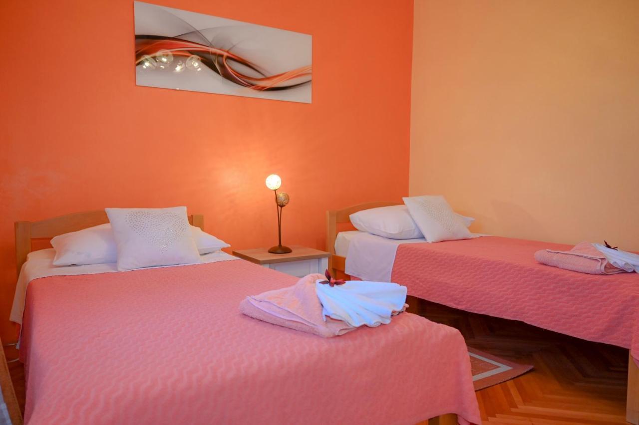 Apartment Damir Trogir Eksteriør bilde