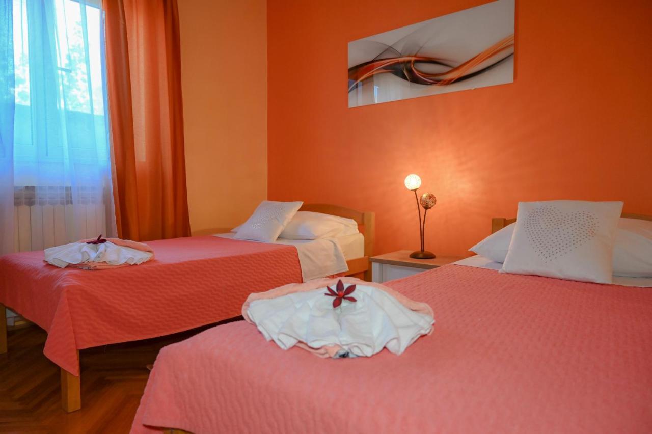 Apartment Damir Trogir Eksteriør bilde