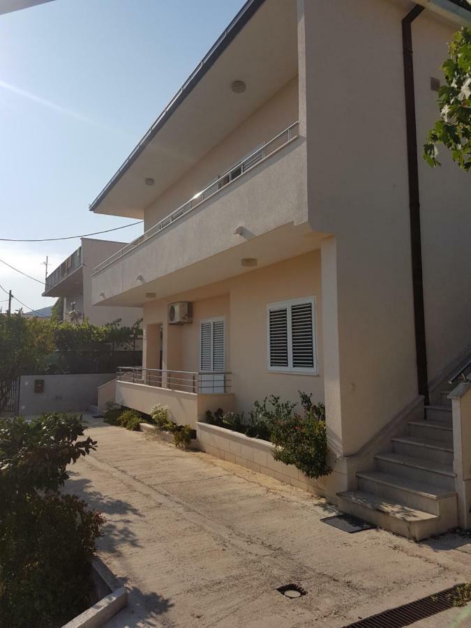 Apartment Damir Trogir Eksteriør bilde